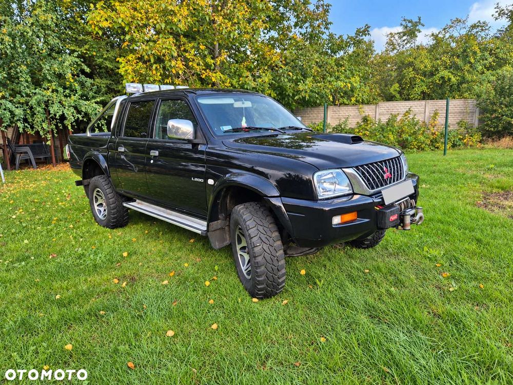 Mitsubishi L200 - 1