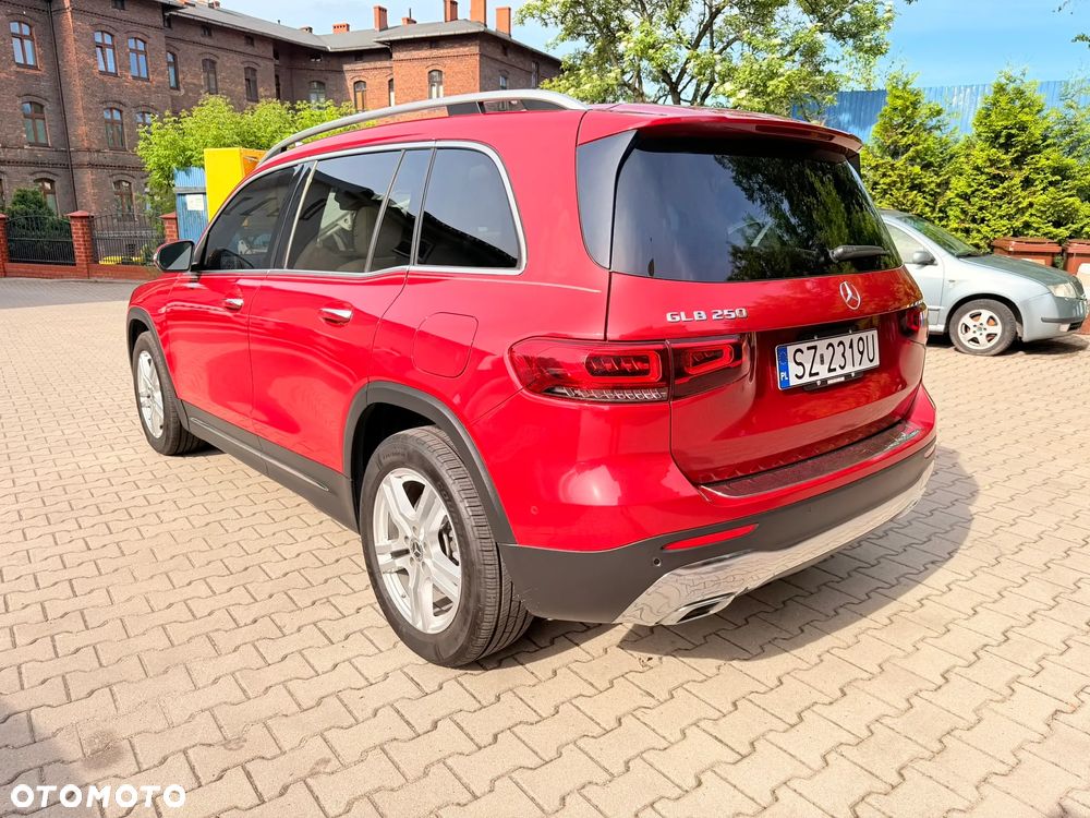 Mercedes-Benz GLB 250 8G-DCT Progressive - 10