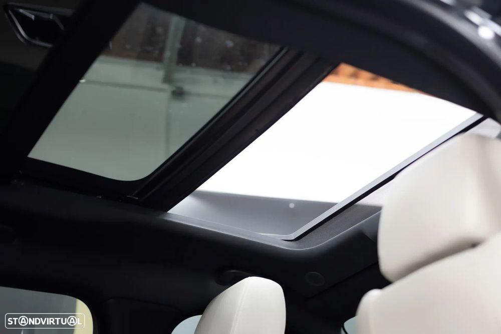 Land Rover Range Rover Velar P400e R-Dynamic SE - 21