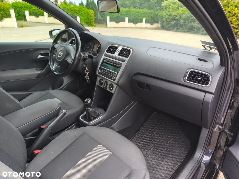 Volkswagen Polo - 15