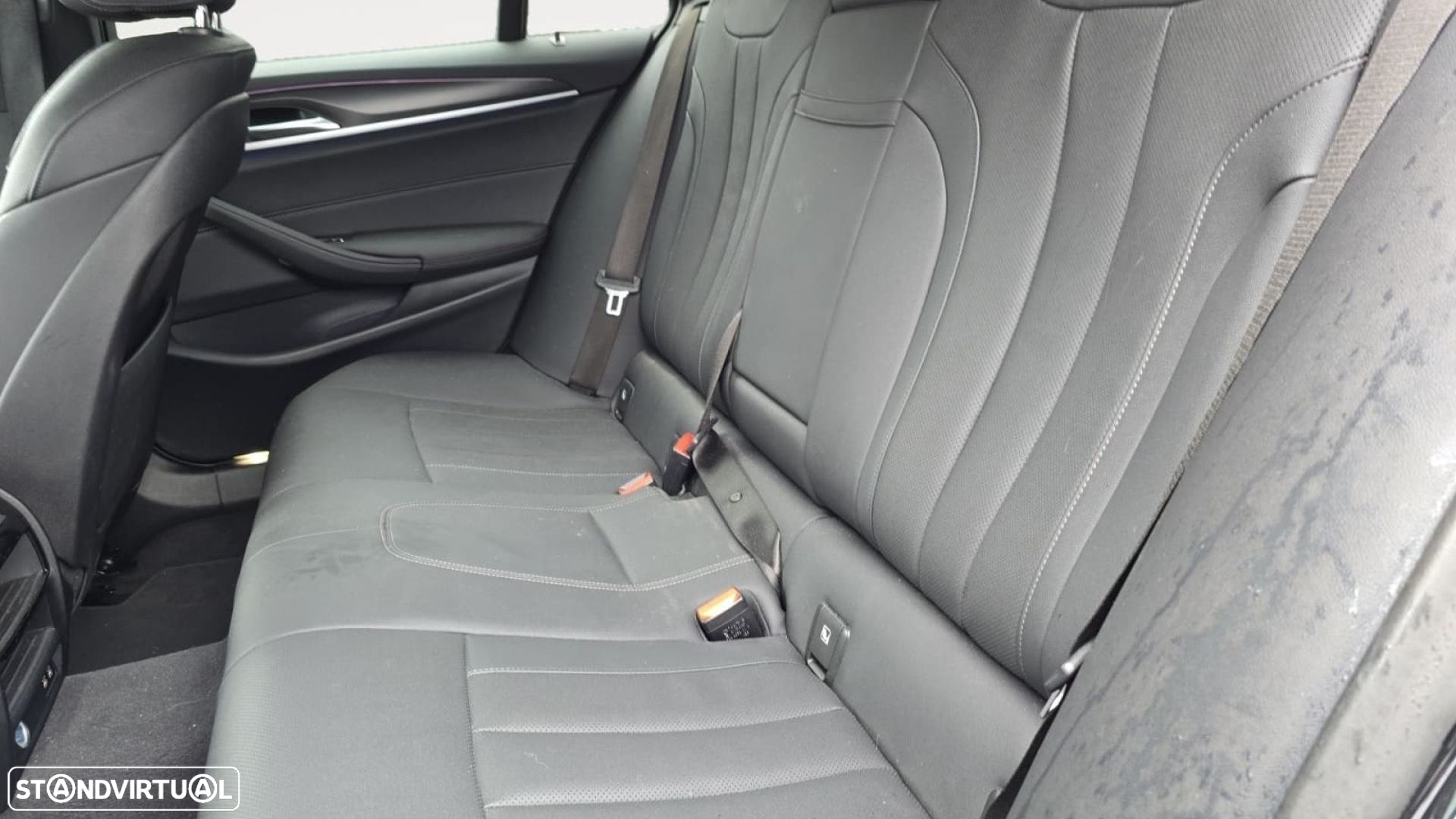 BMW 520 d Pack Desportivo M Auto - 14