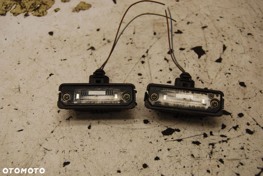 LAMPKI PODŚWIETLENIA TABLICY 1J6943021B LEON II GOLF IV LEON I 1J6943021 - 10