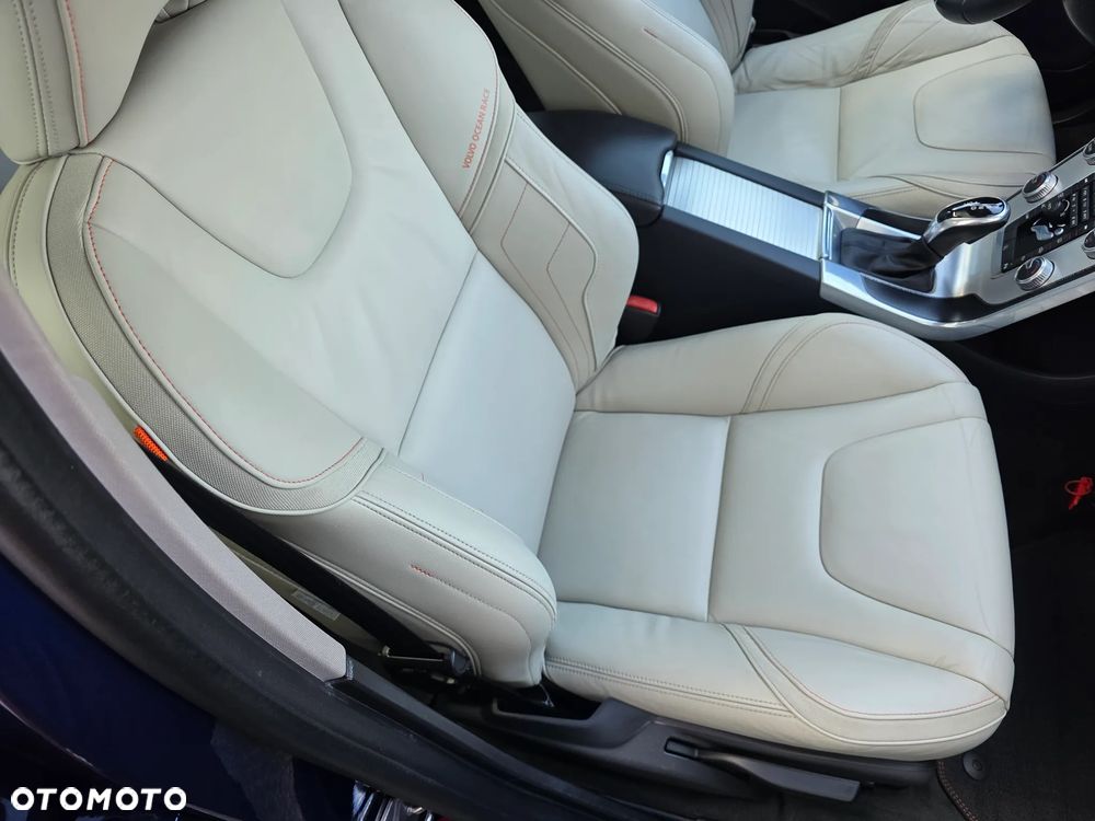 Volvo V60 D4 Geartronic Ocean Race - 21