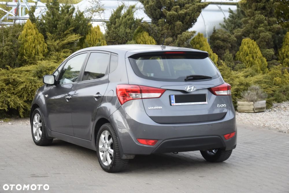 Hyundai ix20 - 28