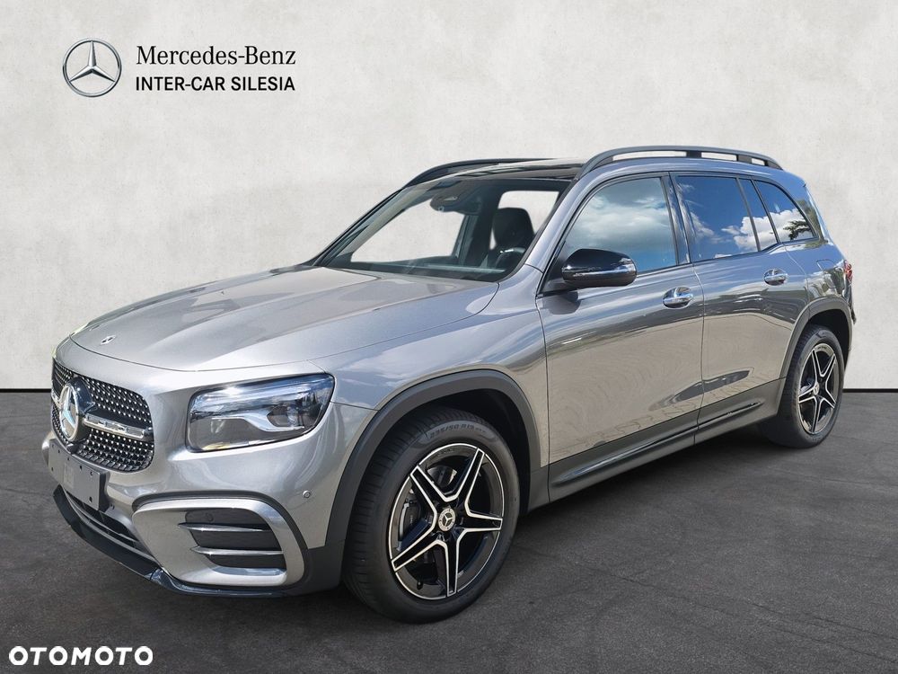 Mercedes-Benz GLB - 1