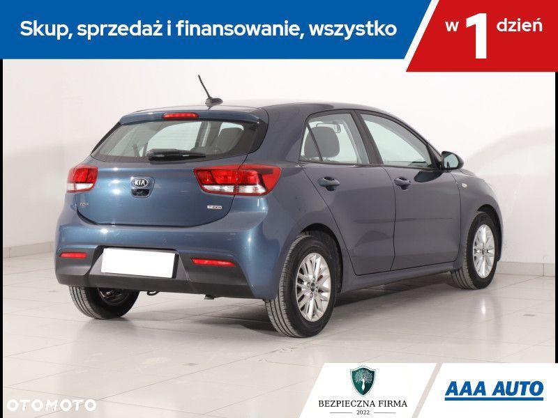 Kia Rio - 6