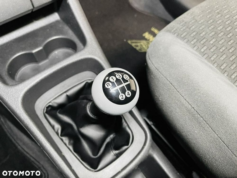 Opel Zafira 1.8 Executive - 17