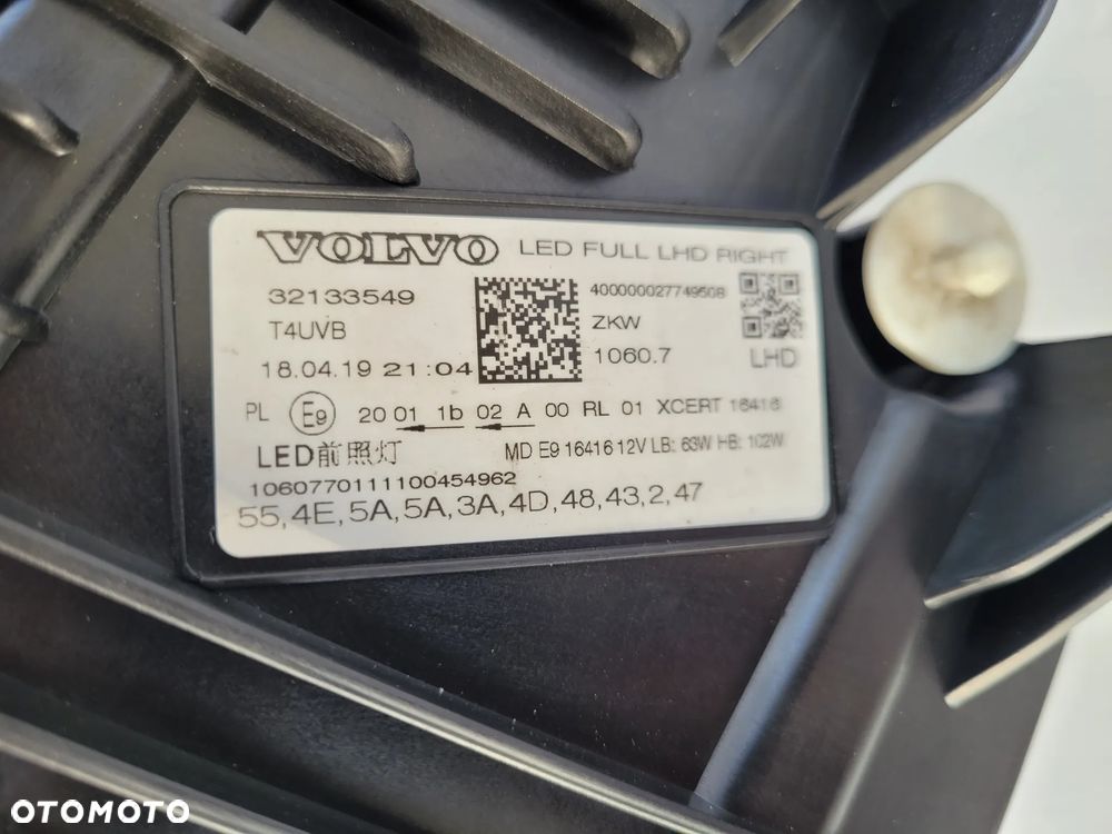 Volvo xc60 II lift lampa przód praw full led - 4