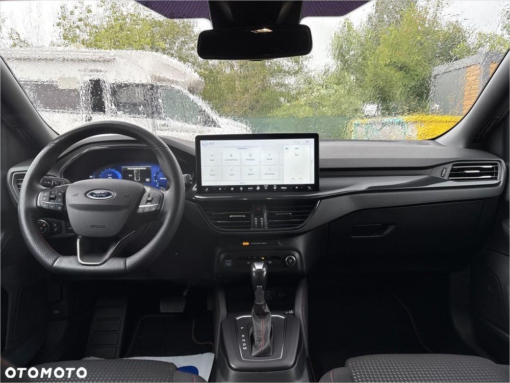 Ford Focus 1.0 EcoBoost mHEV ST-Line X - 11