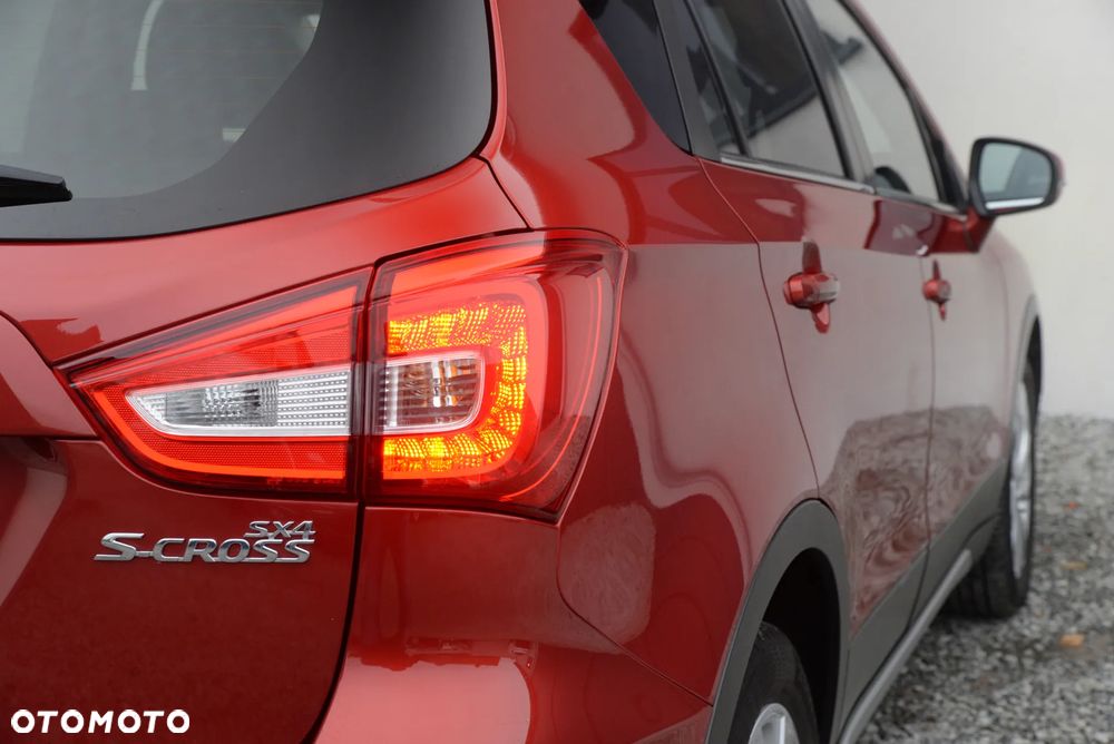 Suzuki SX4 S-Cross 1.4 T Elegance Sun 4WD - 15