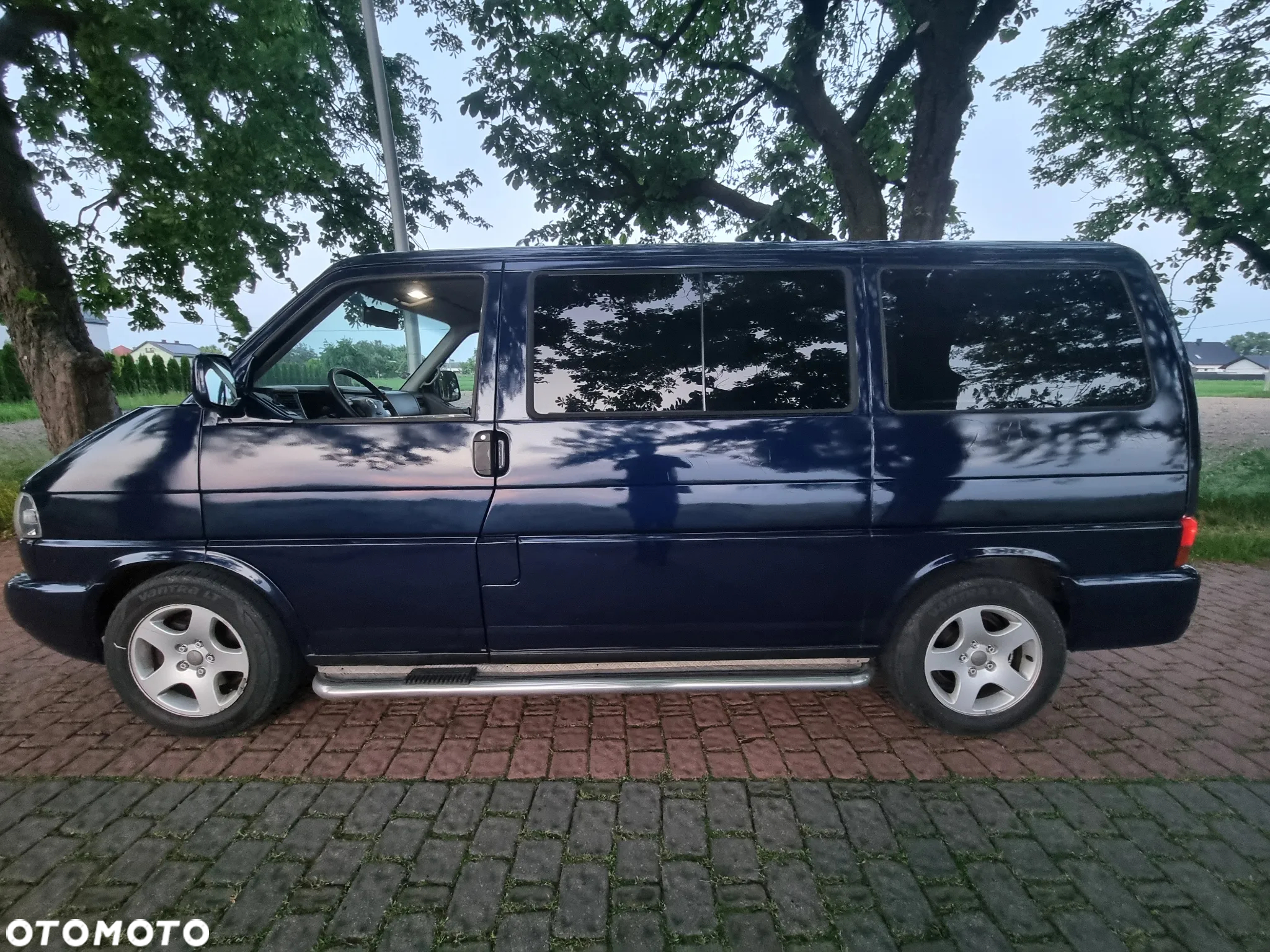 Volkswagen Multivan TDI - 21