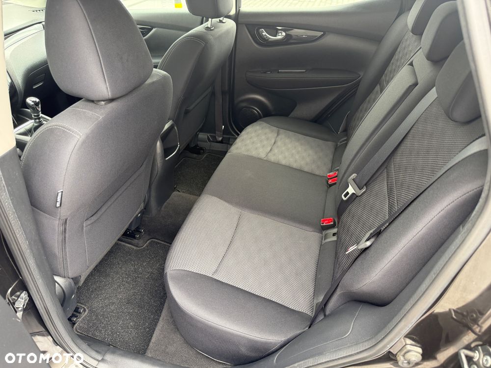Nissan Qashqai - 25
