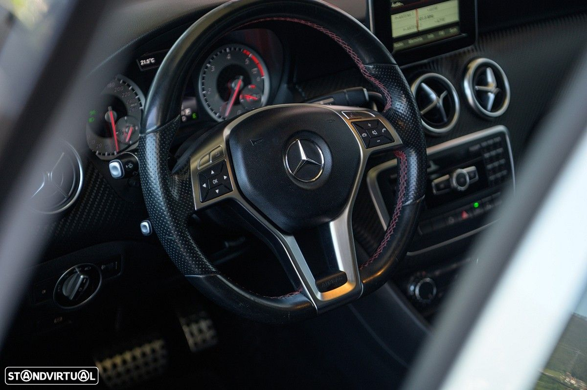 Mercedes-Benz A 200 CDi BE AMG Line Aut. - 28