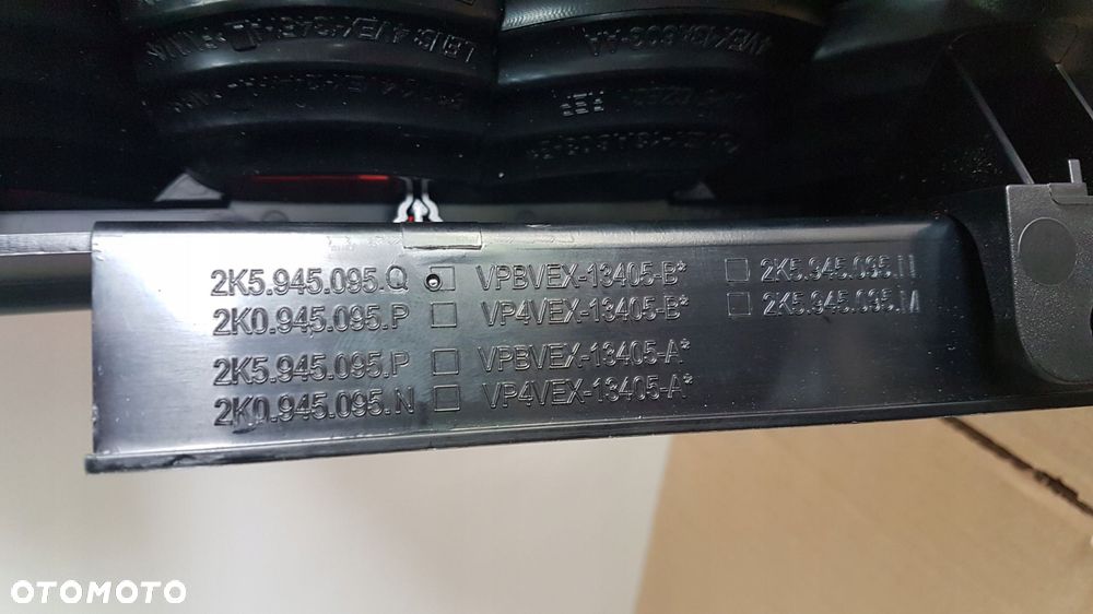 lampa tył lewa vw caddy iii 10-15 2k5945095 igła!! - 6