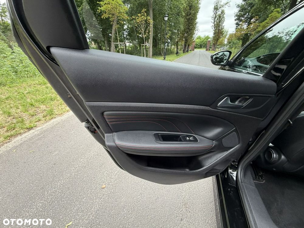 Peugeot 308 - 22