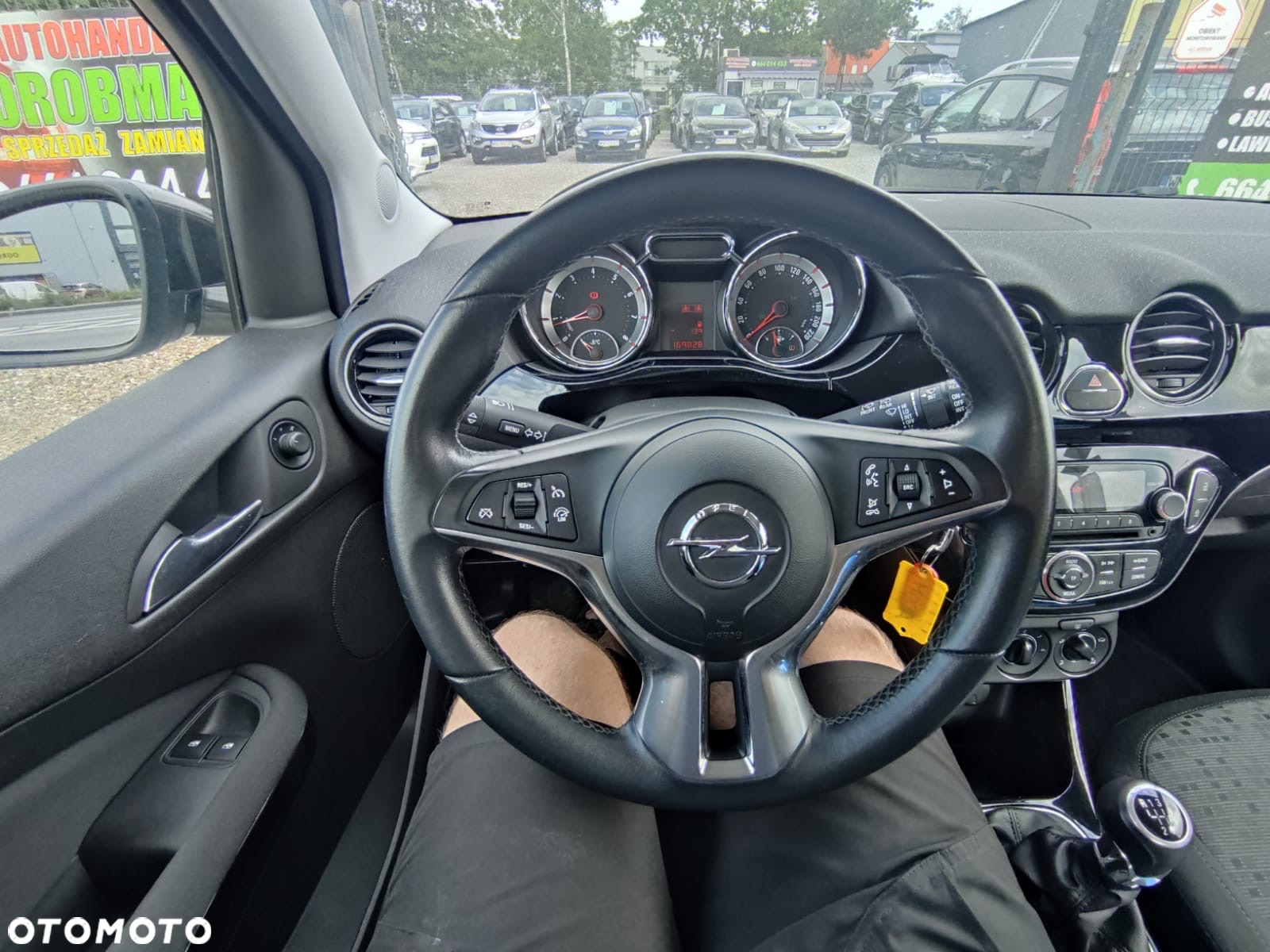 Opel Adam 1.2 - 19