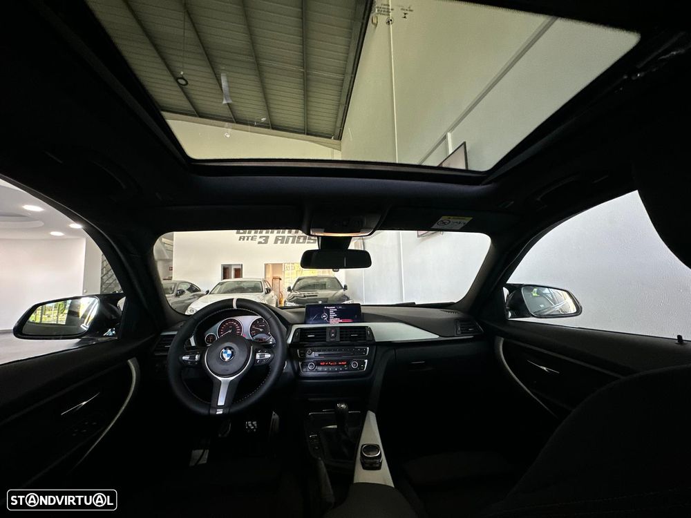 BMW 320 d Pack M - 12
