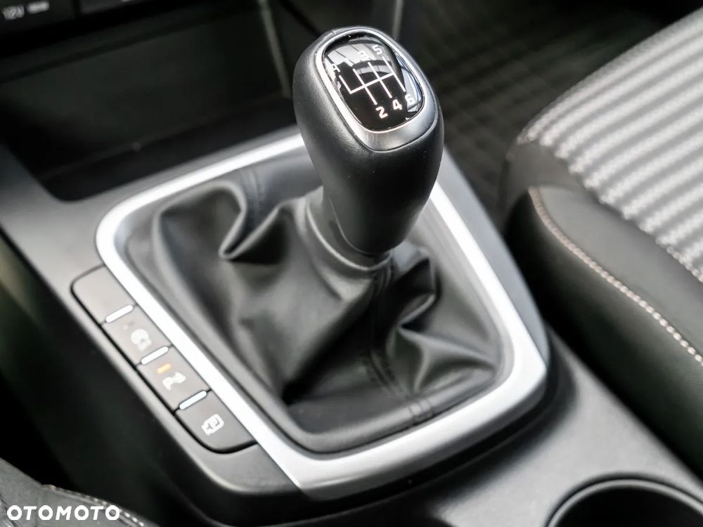 Kia Ceed 1.5 T-GDI M - 17