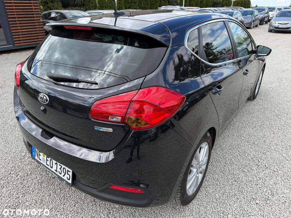 Kia Ceed 1.4 CVVT ISG Dream Team Edition - 10
