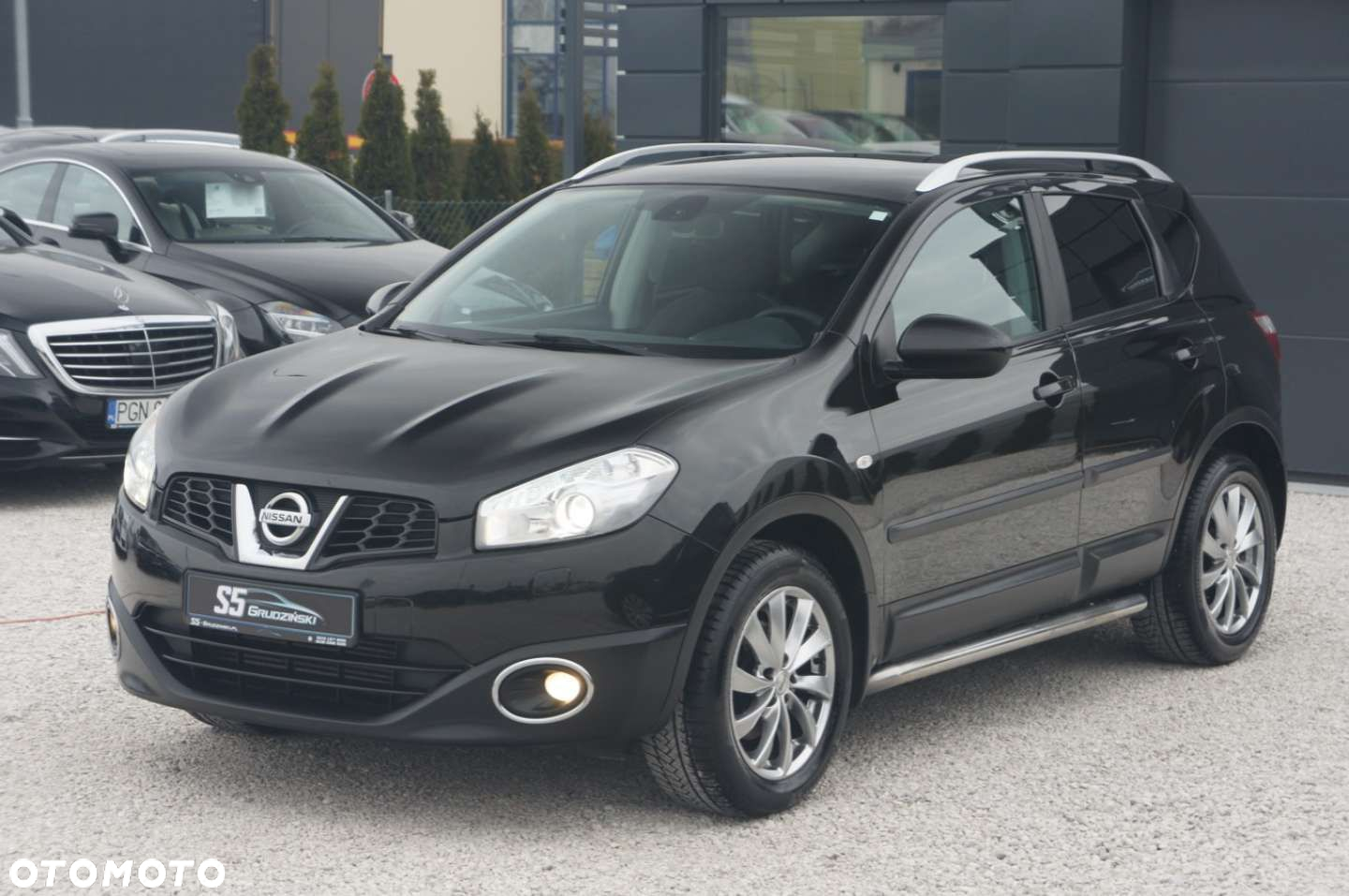 Nissan Qashqai - 4