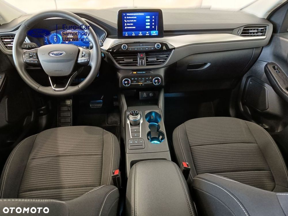 Ford Kuga - 17