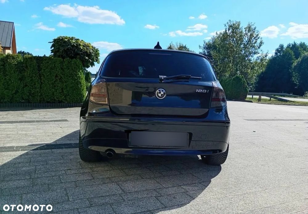 BMW Seria 1 120i - 10