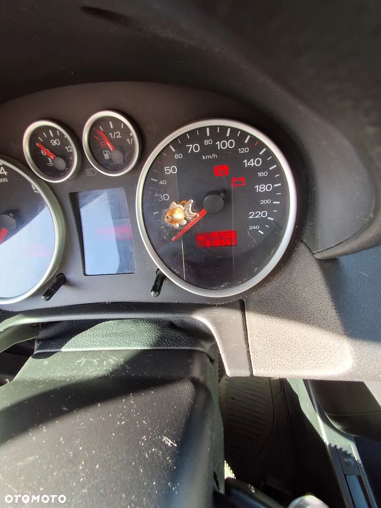Audi A2 1.4 - 4