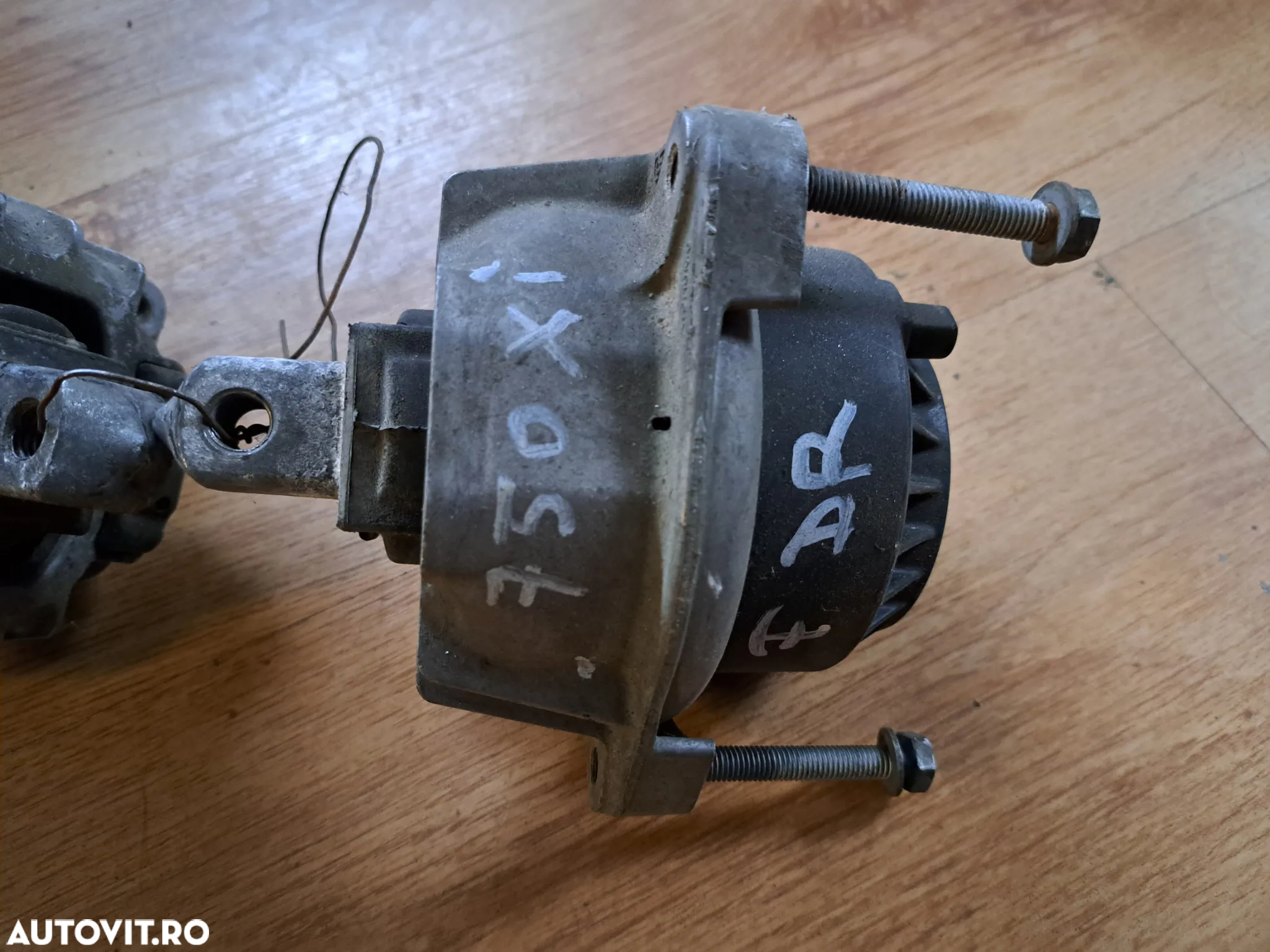 Tampon suport motor stanga dreapta original bmw - 5