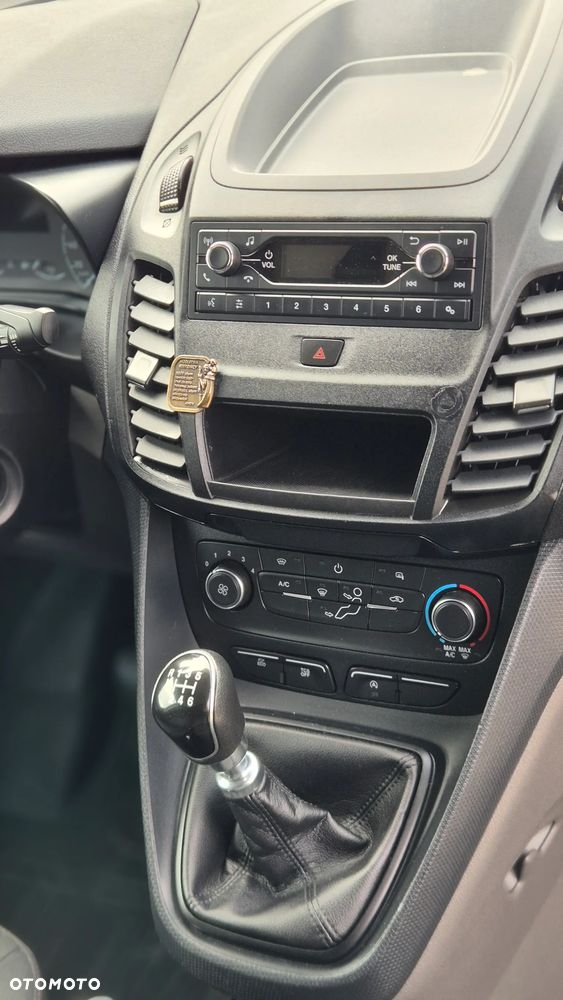 Ford Connect - 38