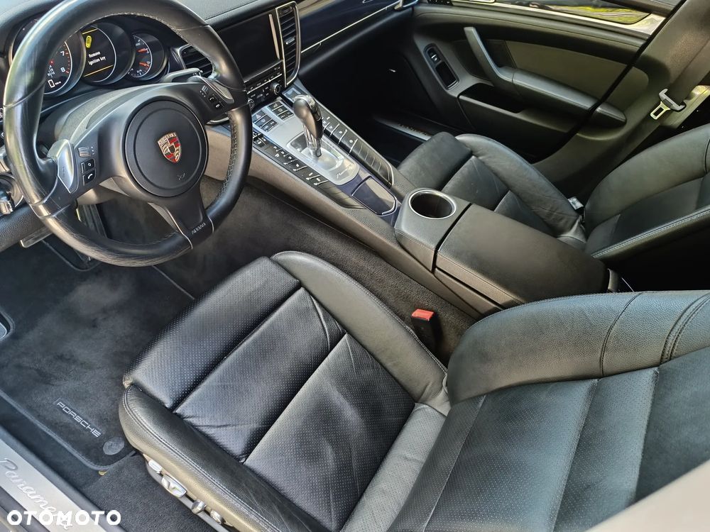 Porsche Panamera - 7