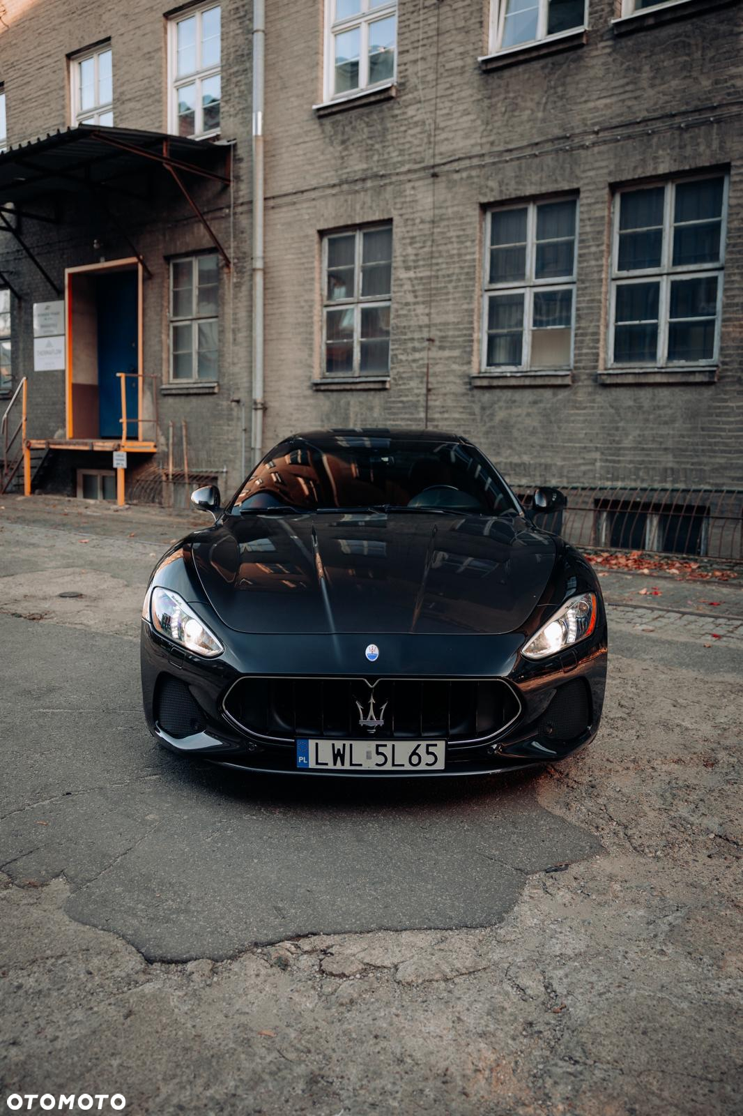Maserati GranTurismo S - 16