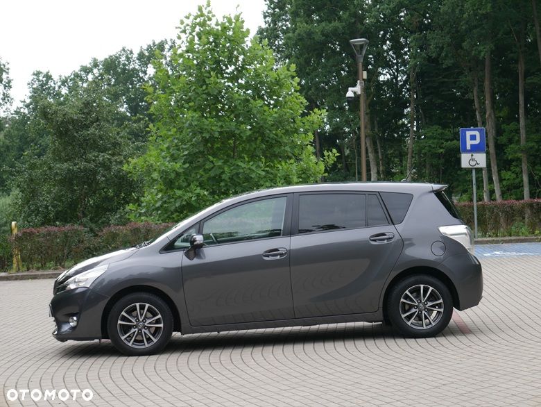 Toyota Verso 1.8 Edition - 10