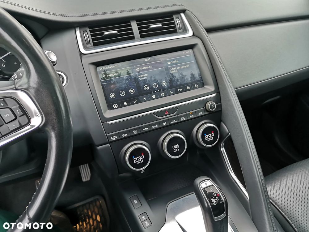 Jaguar E-Pace P250 AWD R-Dynamic SE - 15