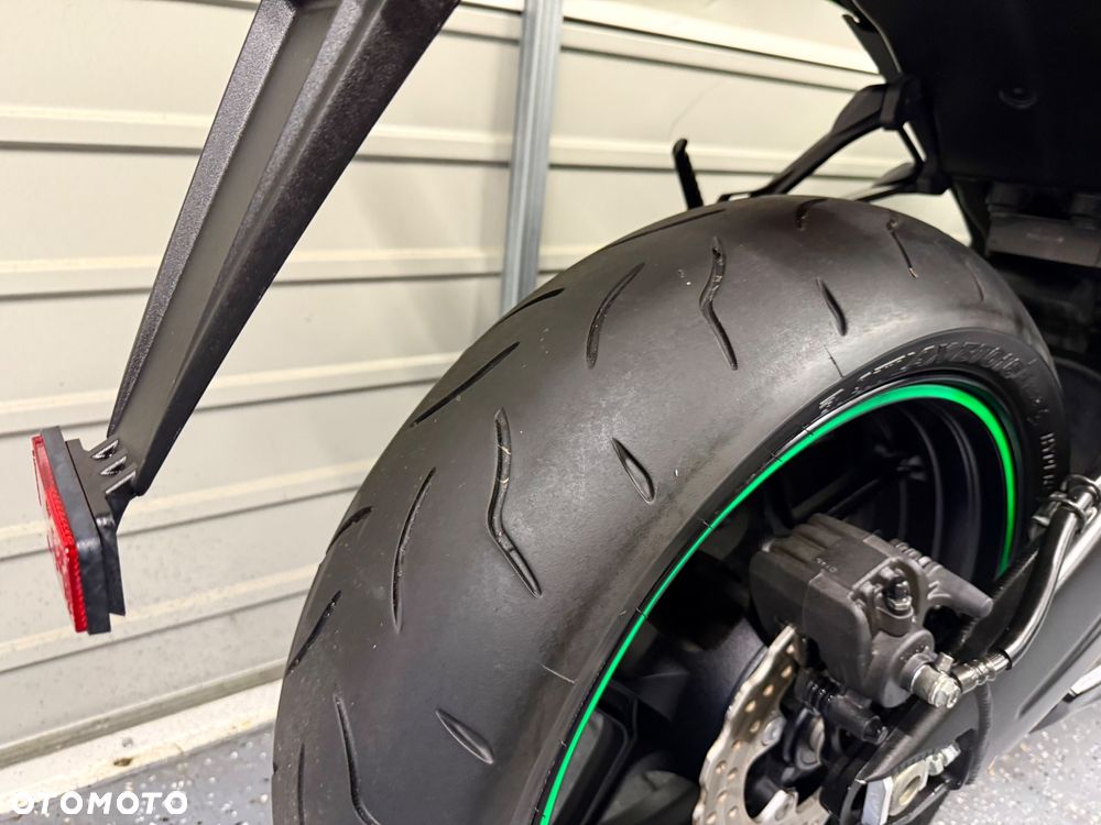 Kawasaki Ninja - 5