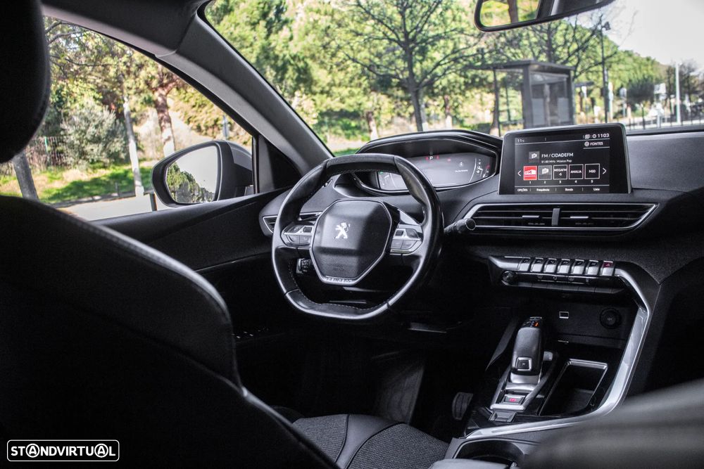 Peugeot 3008 BlueHDi 130 Stop & Start EAT8 Allure - 32