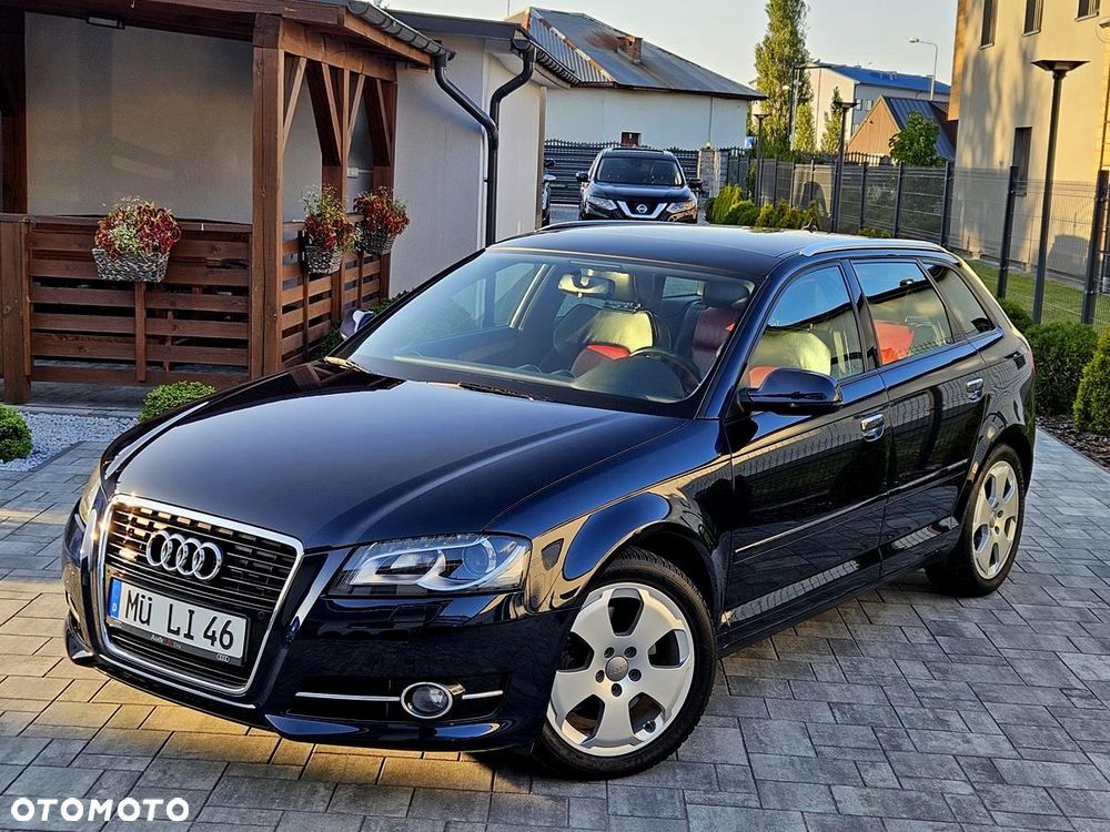 Audi A3 Sportback 1.8 TFSI quattro Ambiente - 2