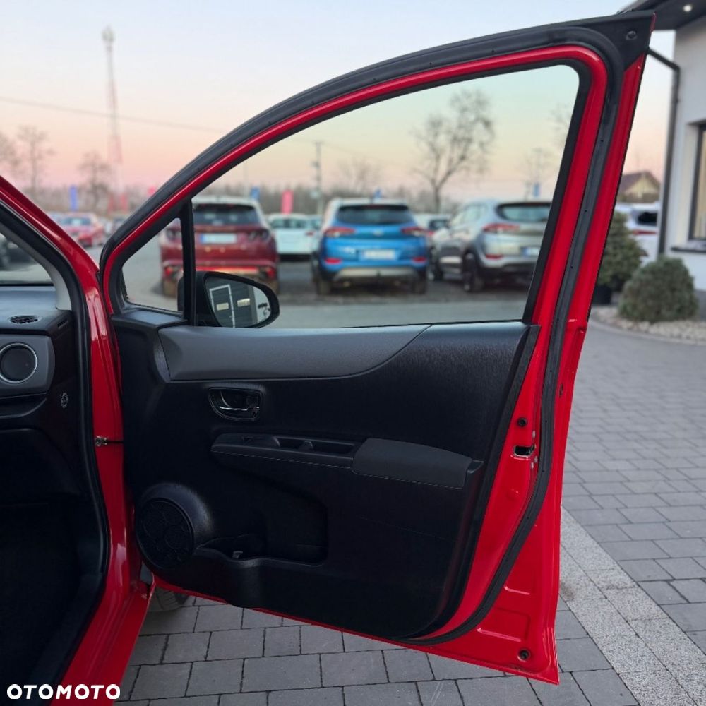 Toyota Yaris - 36