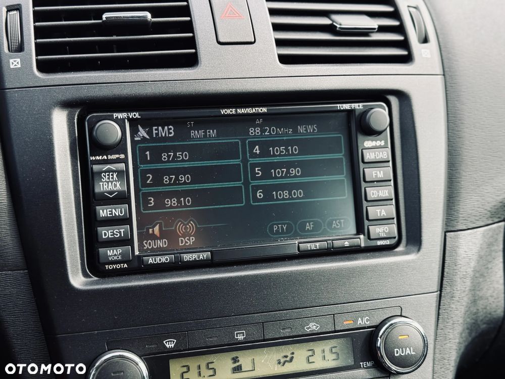 Toyota Avensis 2.0 D-4D Sol plus+NAVI - 31