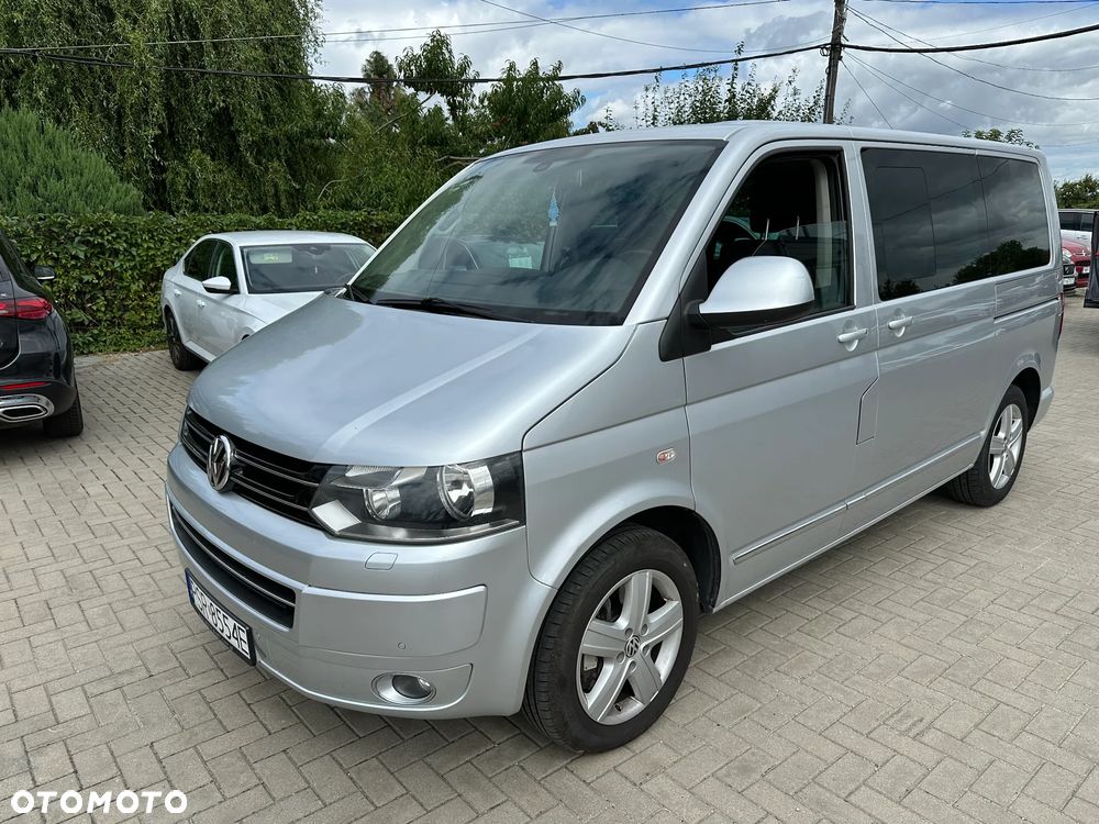 Volkswagen Multivan - 1