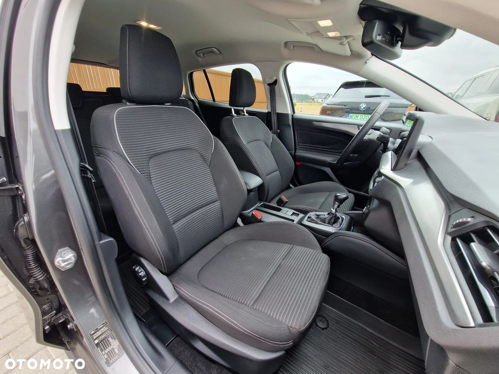 Ford Focus 1.0 EcoBoost Titanium - 9