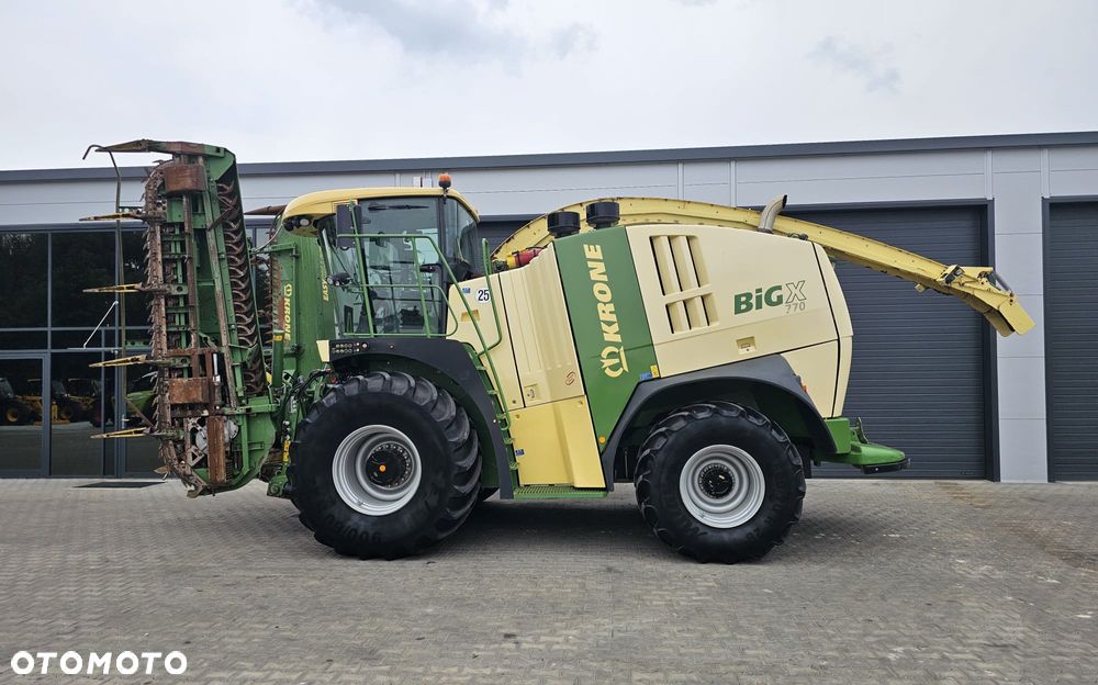 Krone BIG X 770 - 6