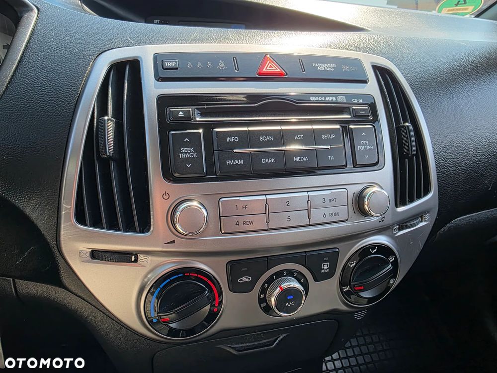 Hyundai i20 1.25 Comfort - 9