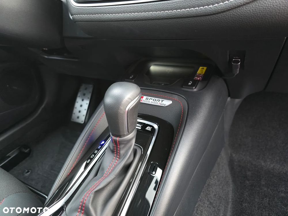 Toyota Corolla 1.8 Hybrid GR Sport - 16