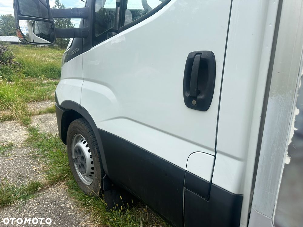 Iveco Daily 35S17 3.0 diesel KONTENER-CHŁODNIA THERMO KING, 170kM, 2016 rok, WEBASTO, KLIMA, ORGINALNY PRZEBIEG! - 21