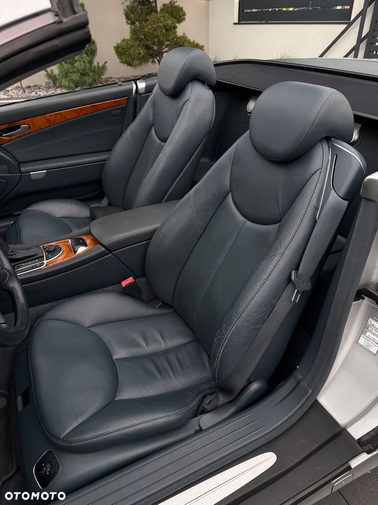 Mercedes-Benz SL 500 - 15