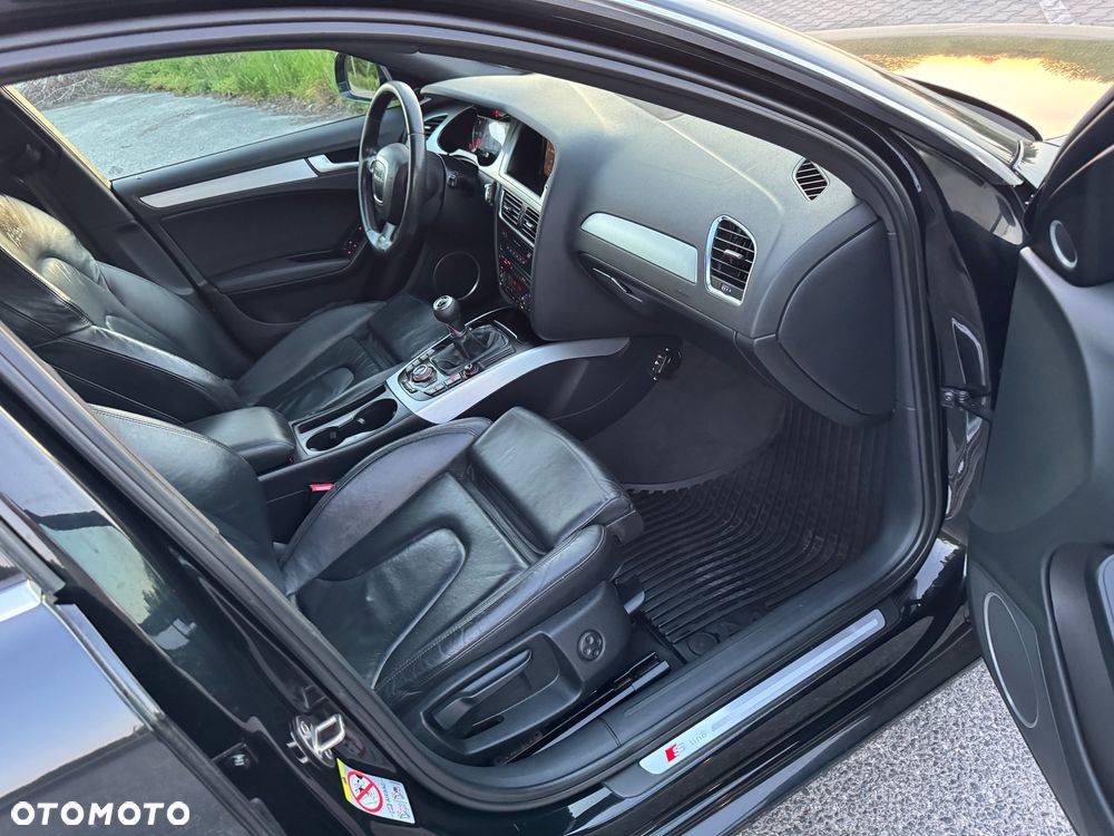 Audi A4 Avant 2.0 TDI - 22