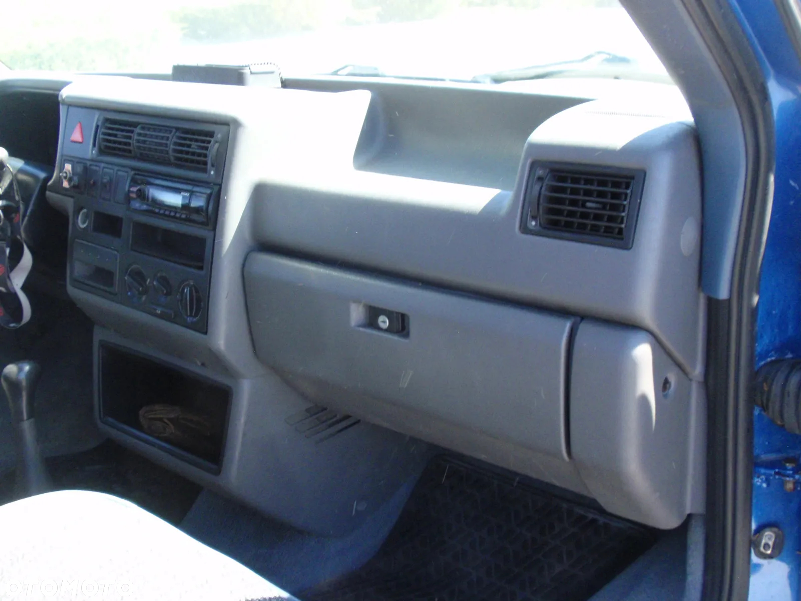 Volkswagen TRANSPORTER T4, LIFT, 2.5TDI, 8 OSÓB,HAK, 2X SZYBERDACH,PRZESZKLONY,ŁADOWNOŚĆ 1100KG - 14
