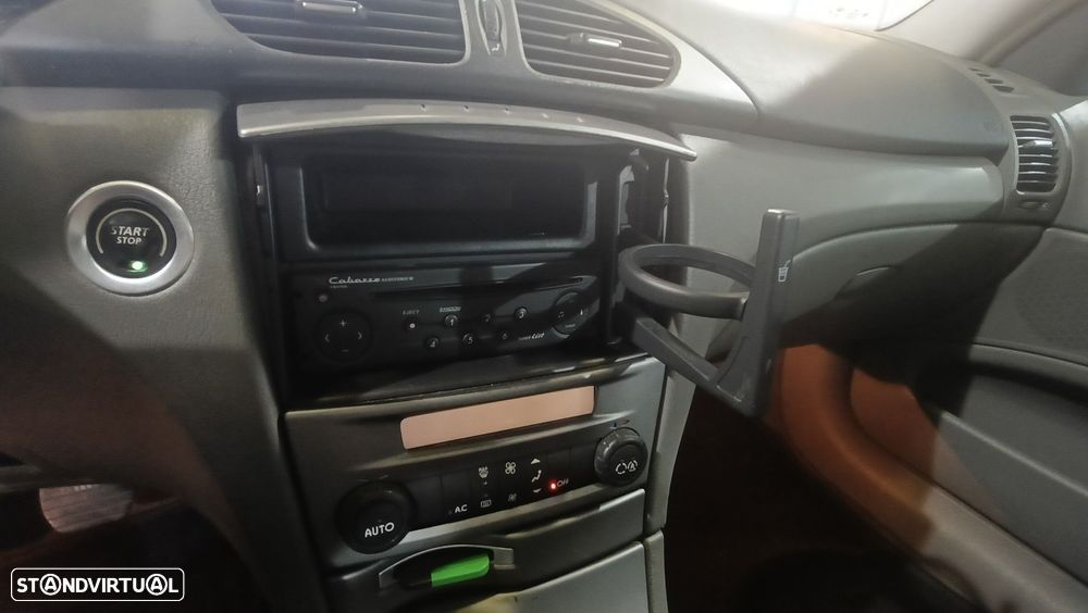 Renault Laguna Break 1.6 Privilège - 17