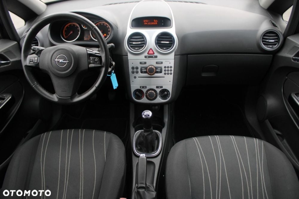 Opel Corsa - 28