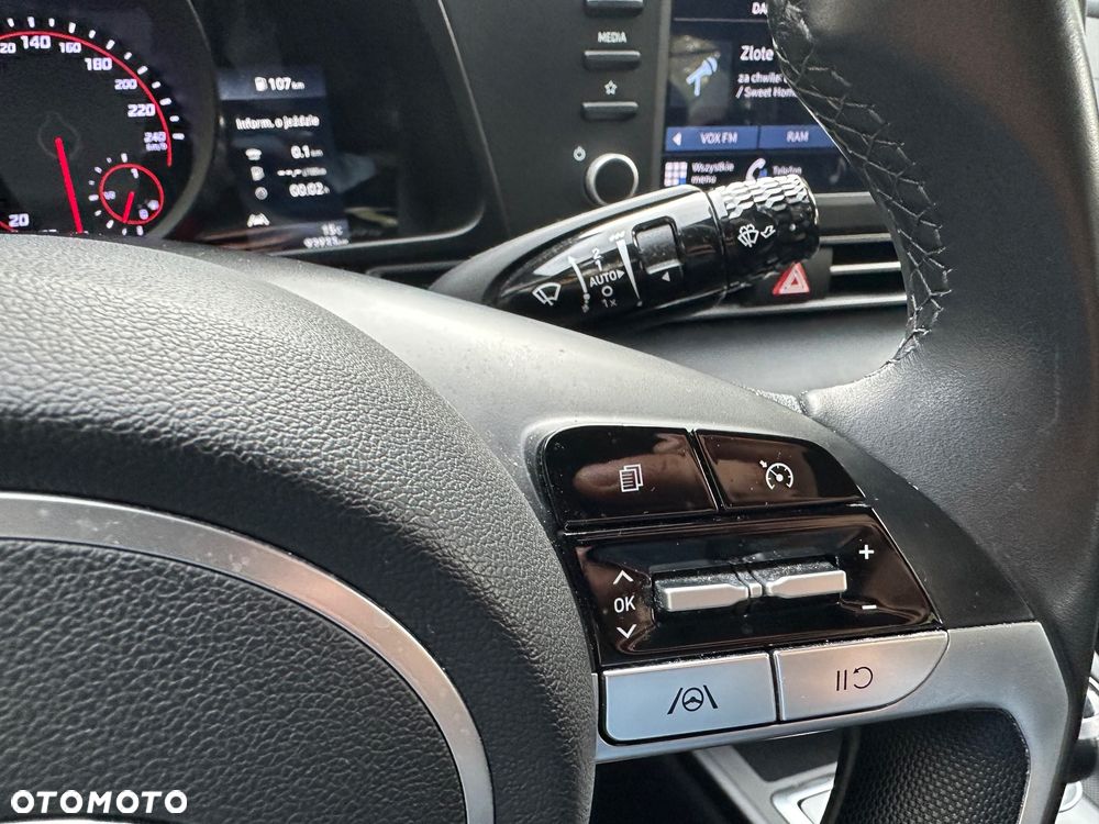 Hyundai Elantra - 13